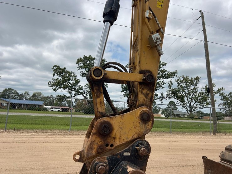 2018-caterpillar-313-image-13