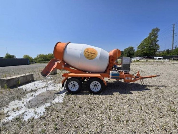 2025-1.5-cubic-meter-tow-behind-t/a-concrete-mixer-image-4
