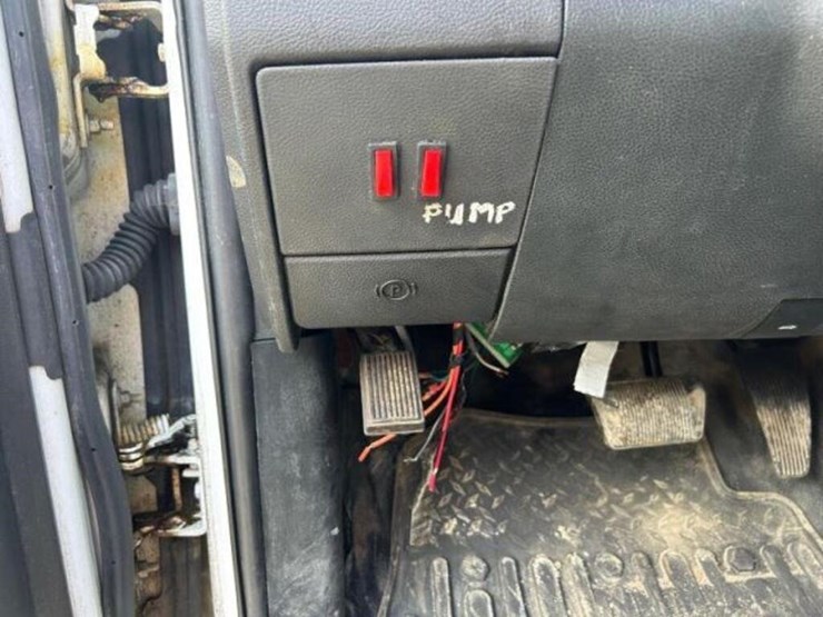 2018-ram-3500-hd-image-26
