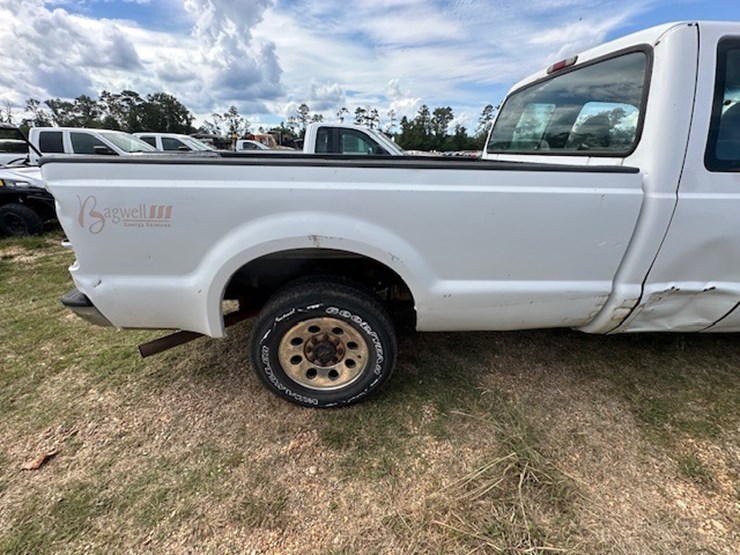 2005-ford-f250-image-21