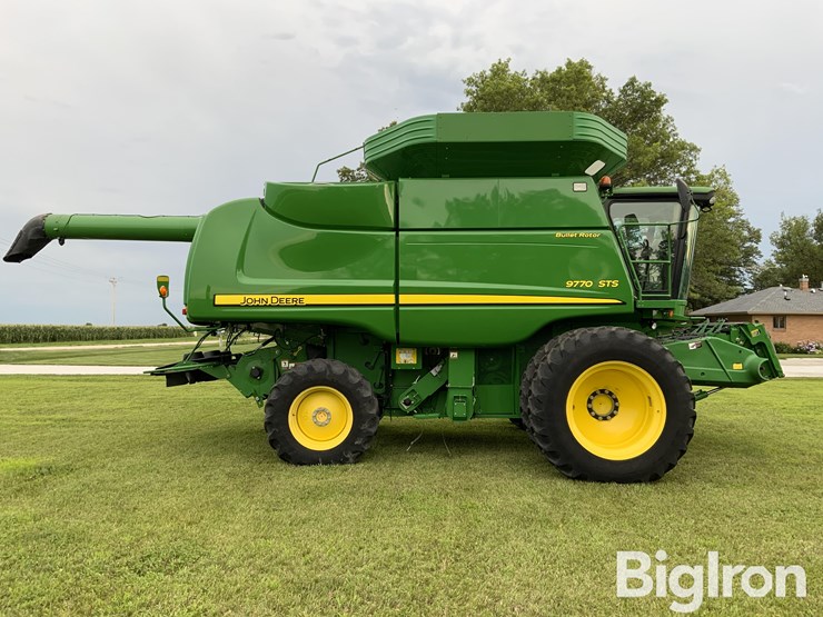 2010-john-deere-9770-sts-image-4