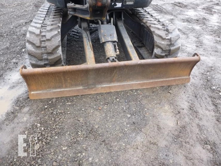 2016-kubota-u25-image-24
