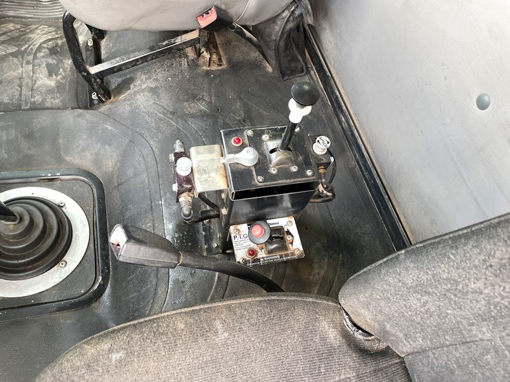 #1007-•-2013-freightliner-dump-truck-(elephant-butte,-nm)-(nm-title)-image-49