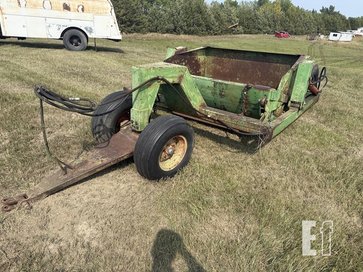 pull-type-dirt-scraper-image-3