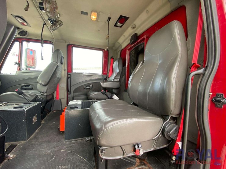 2015-international-durastar-4300-image-41