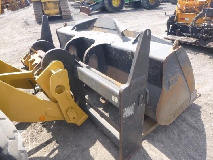 2012-caterpillar-930k-image-19