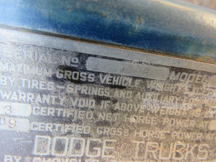 1952-dodge-b-3-f-1-½-ton-truck-image-9