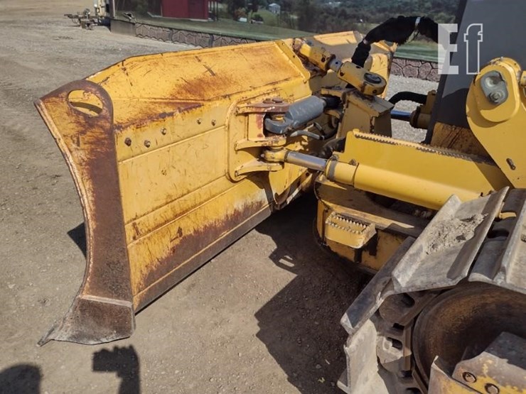 2012-deere-700j-lt-image-18