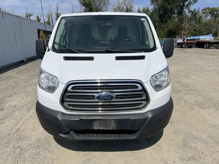 2015-ford-transit-image-8