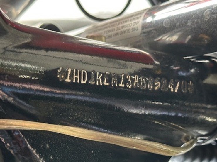 #111-•-2010-harley-ultra-limited-image-25