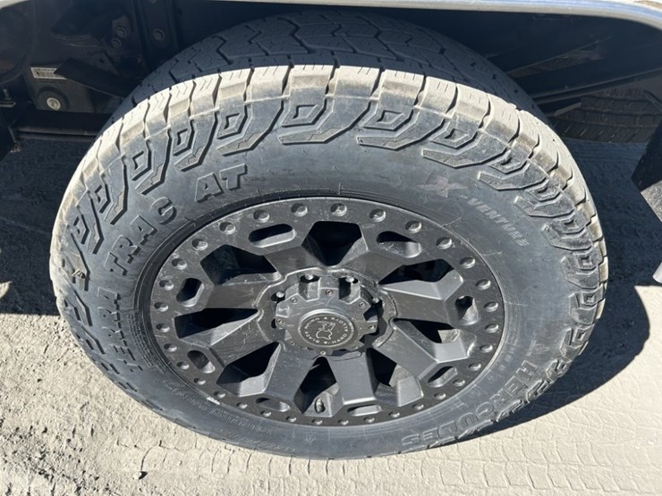 2023-ford-f250-xl-image-29