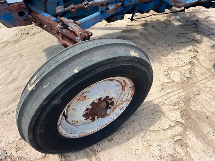 ford-3610-image-11