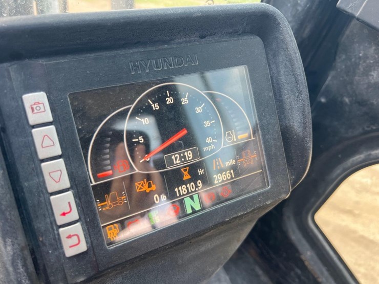 hyundai-30d-9-image-26