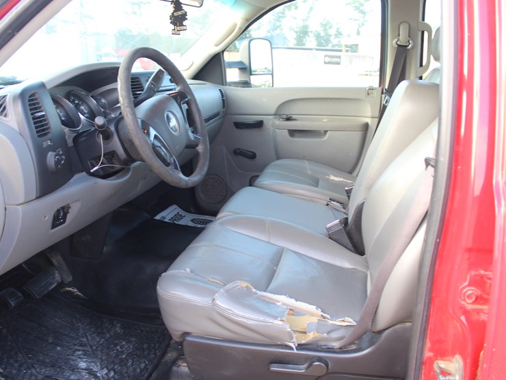 chevrolet-2500hd-image-6