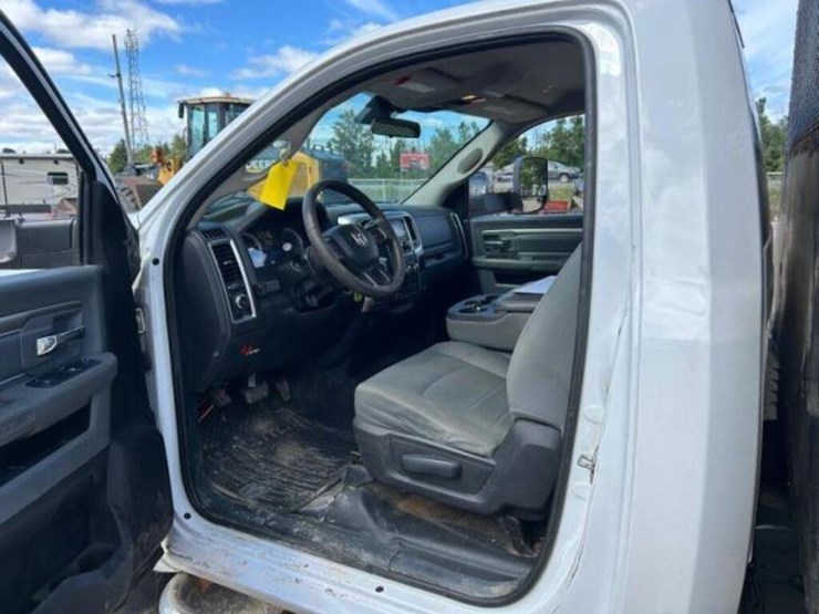 2018-ram-3500-hd-image-19