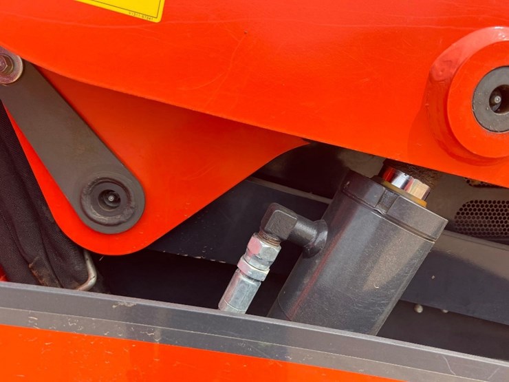 kubota-svl97-2-image-17