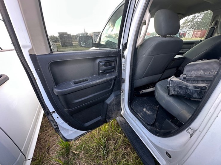 2015-dodge-1500-image-20