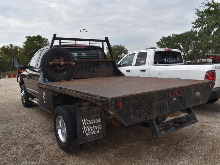 2005-dodge-3500-image-4