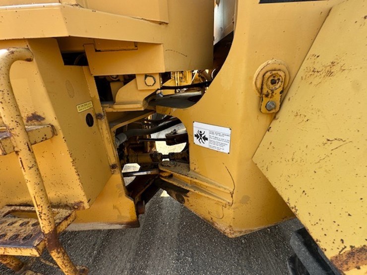#2286-•-tcm-835-2-series-rubber-tire-loader-image-33