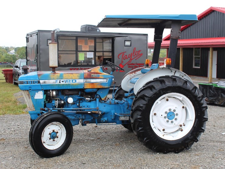 ford-3910-image-2