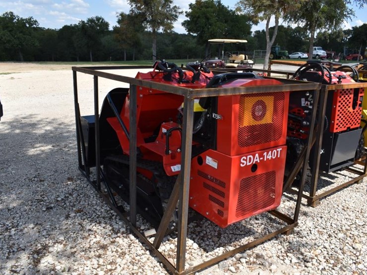 agt-sda-140t-mini-skid-steer-(serial-#-sda140t25l0630248)-(k)-image-3