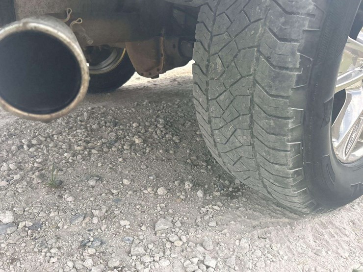 2017-ford-f150-image-23