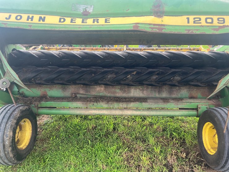 john-deere-1209-image-4