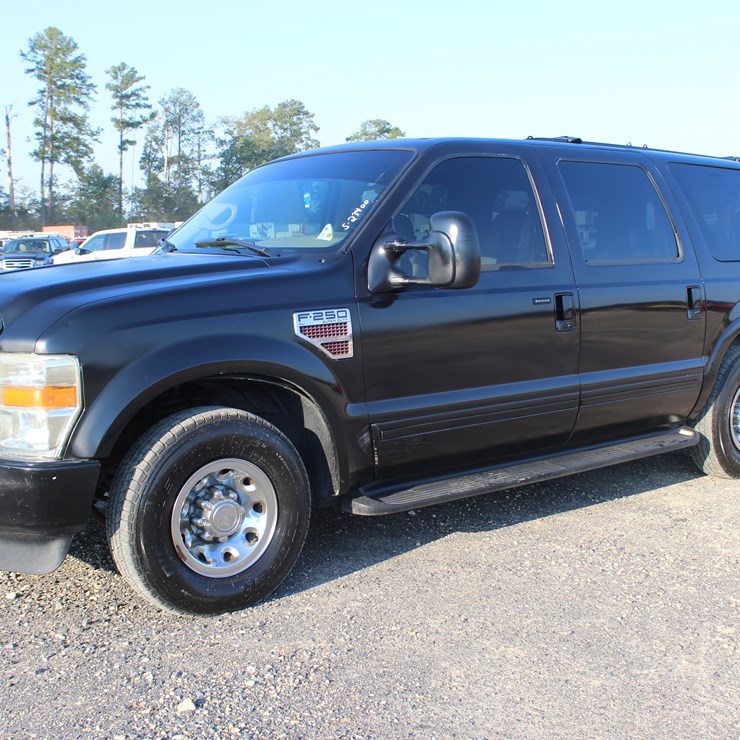 2002 FORD EXCURSION