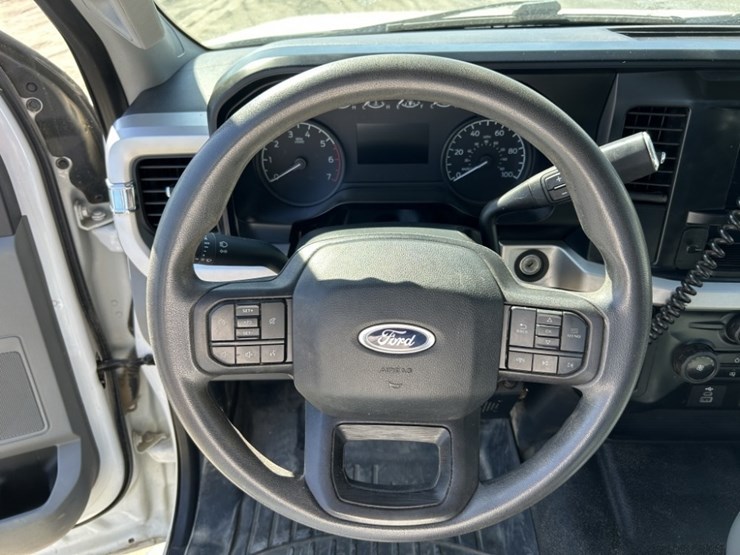 2023-ford-f250-xl-image-19