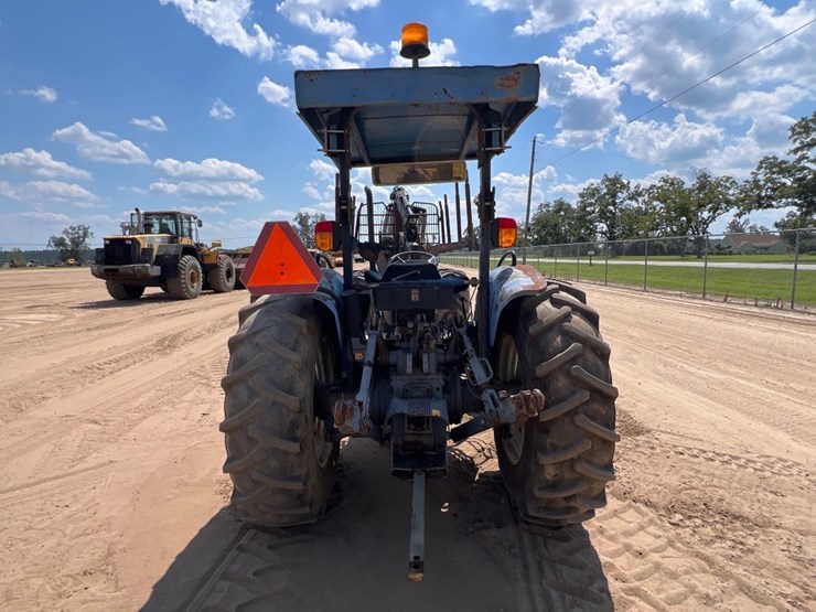 new-holland-tn75-image-3