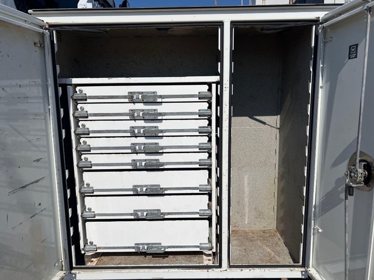 2014-imt-8600-image-30