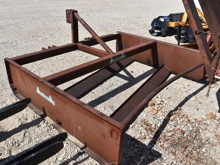 7'-land-leveler-3pt-image-3