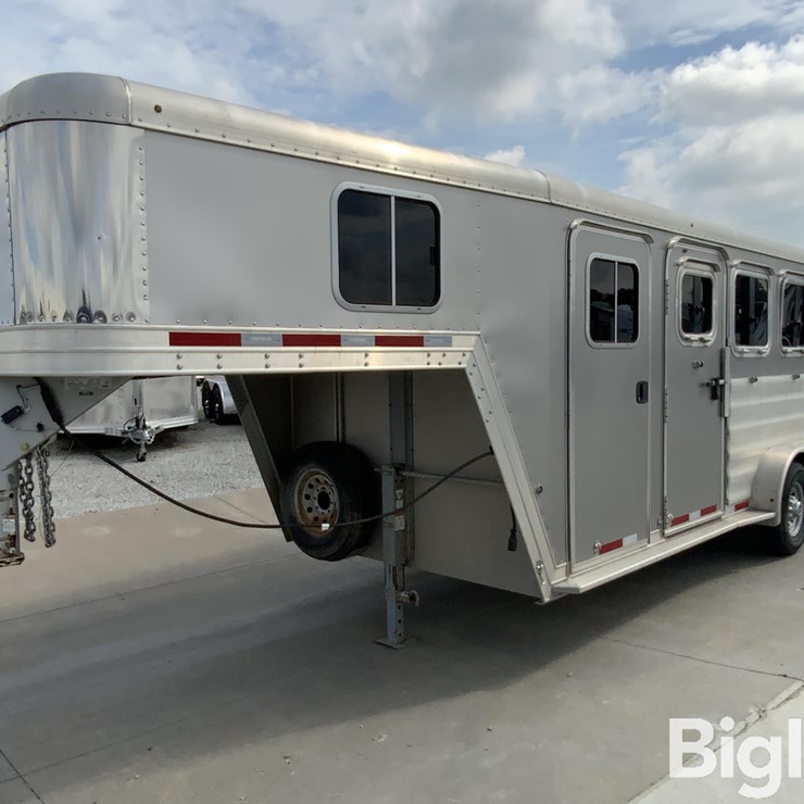 2015 FEATHERLITE 8541