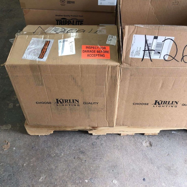 QTY(2) LED POLE LIGHTS