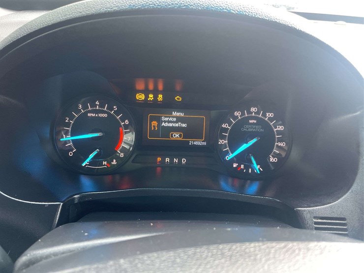 2018-ford-explorer-image-15