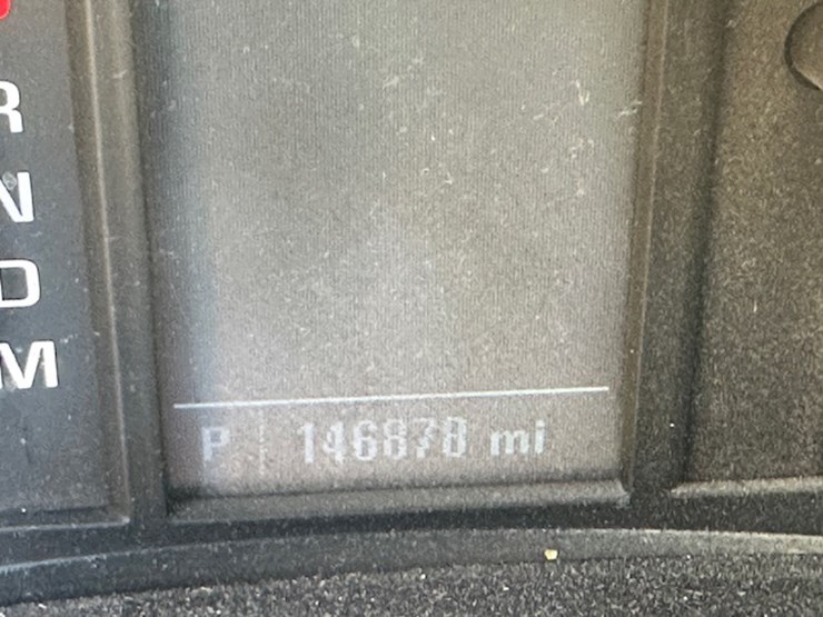 2014-chevrolet-silverado-image-39