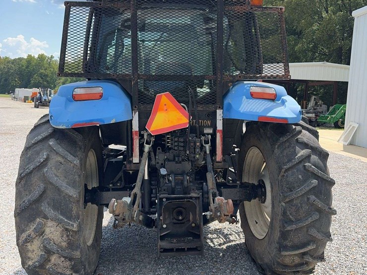 new-holland-t6020-image-4