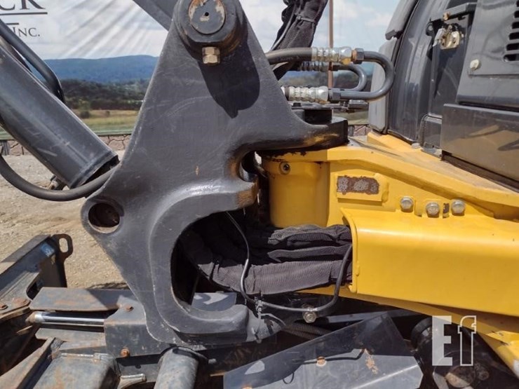 2017-deere-50g-image-25