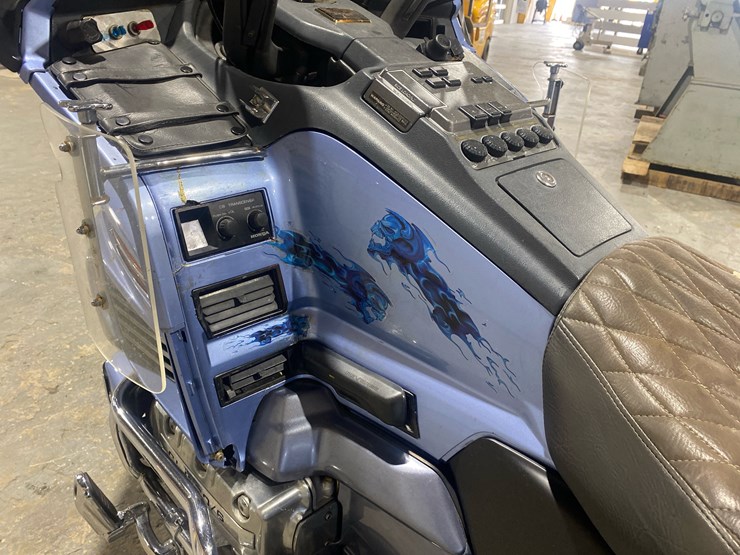 #117-•-1990-honda-goldwing-trike,-gl1500-image-5