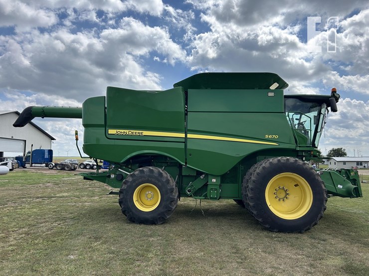 john-deere-s670-image-4