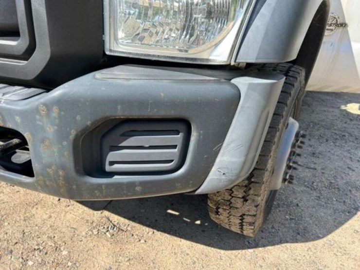 2011-ford-f550-xl-image-59