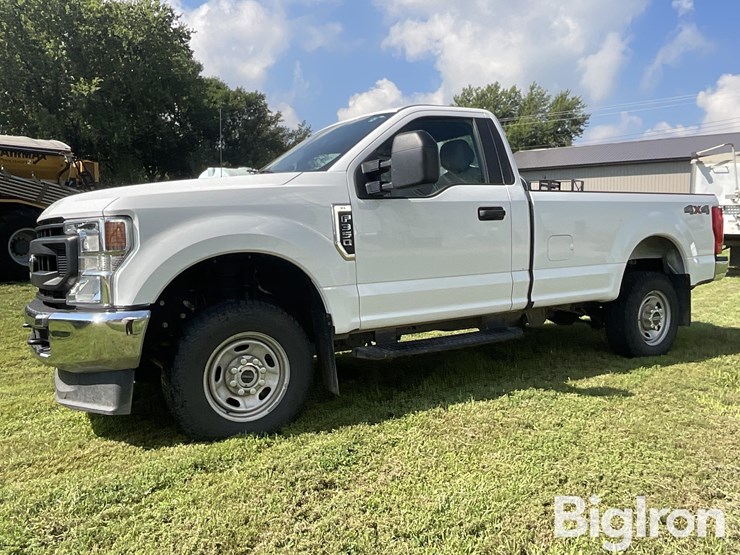 2021-ford-f350-image-1