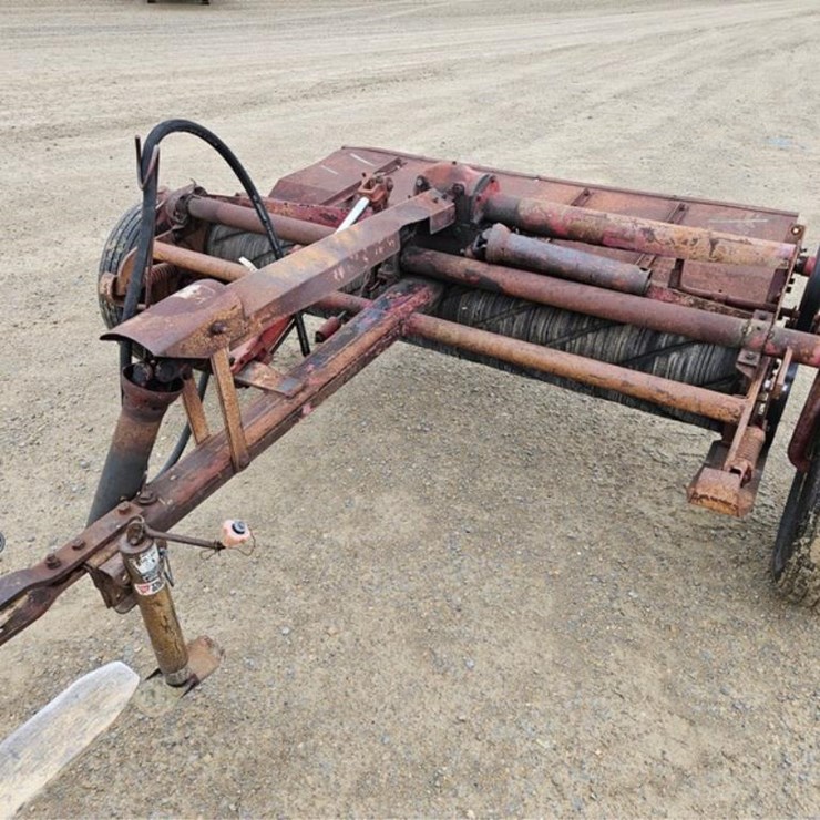 #236 • IH Hay Crimper