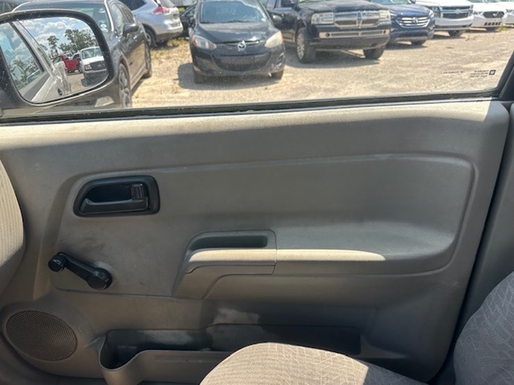 2005-chevrolet-colorado-image-37
