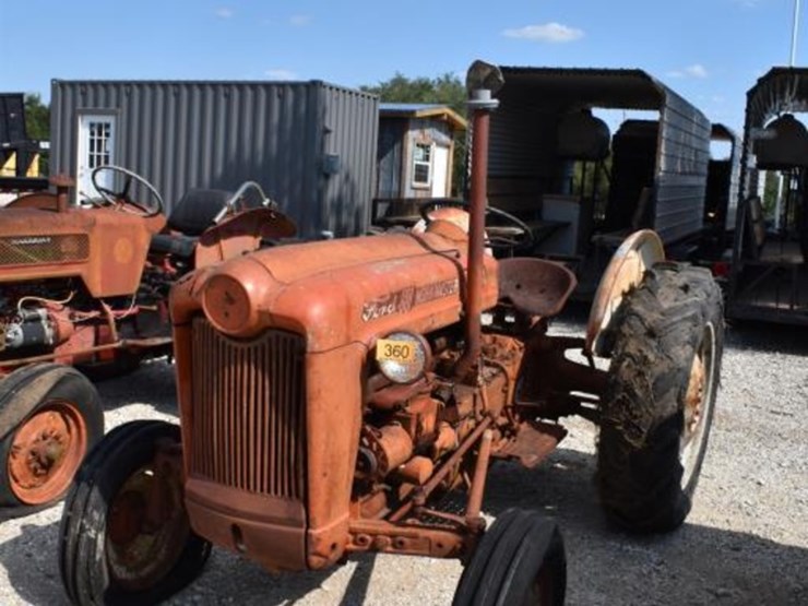 ford-601-workmaster-image-1