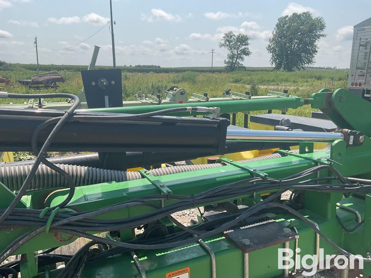 john-deere-1720-image-12