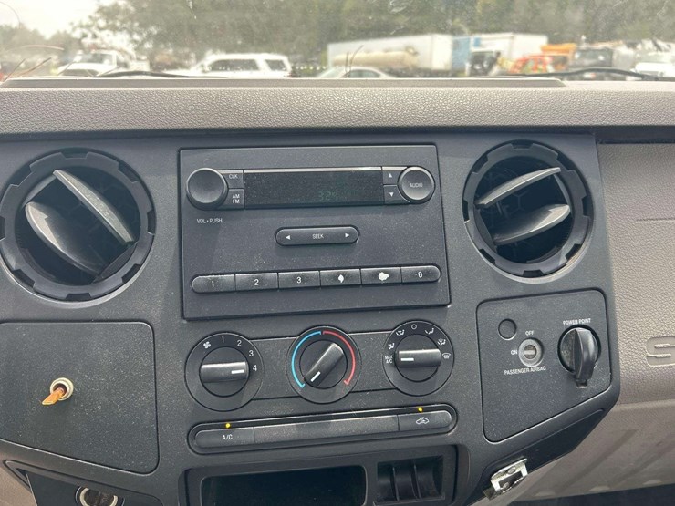 2008-ford-f250-image-15
