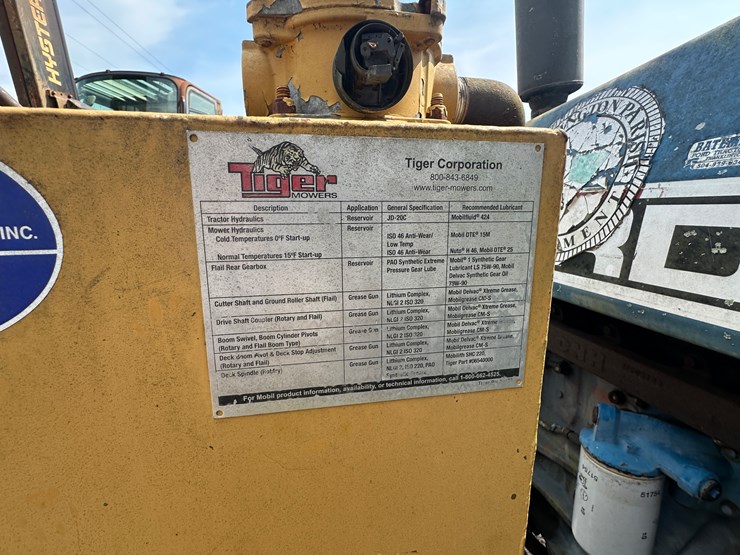 ford-6640-image-16