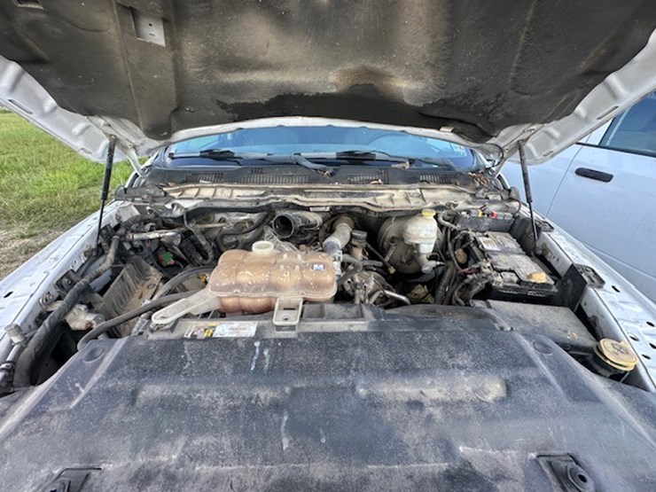 2015-dodge-1500-image-42