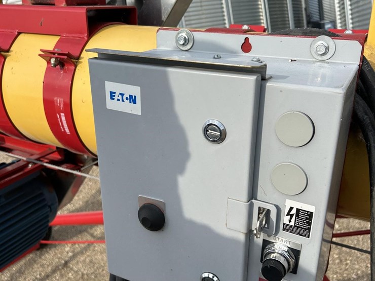 westfield-41ft-auger-9-image-23